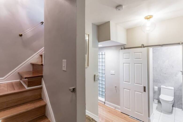 Villa 316 S Smedley