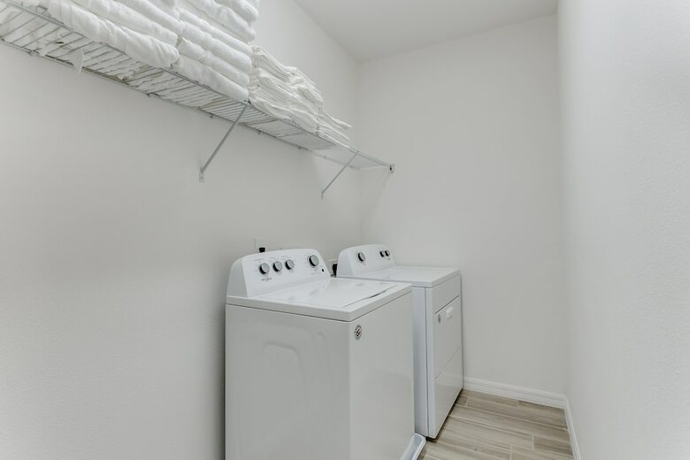 6028bod 14 Bedroom 11 Bathrrom