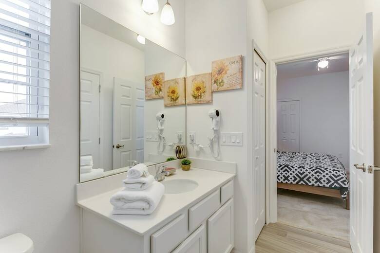 6028bod 14 Bedroom 11 Bathrrom