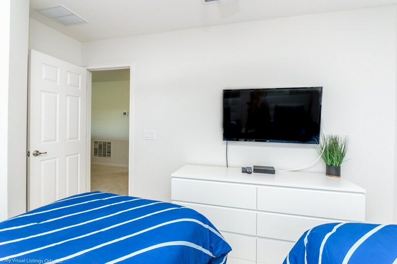 5196oa Luxury 6 Bedroom 4.bath Home With Spa