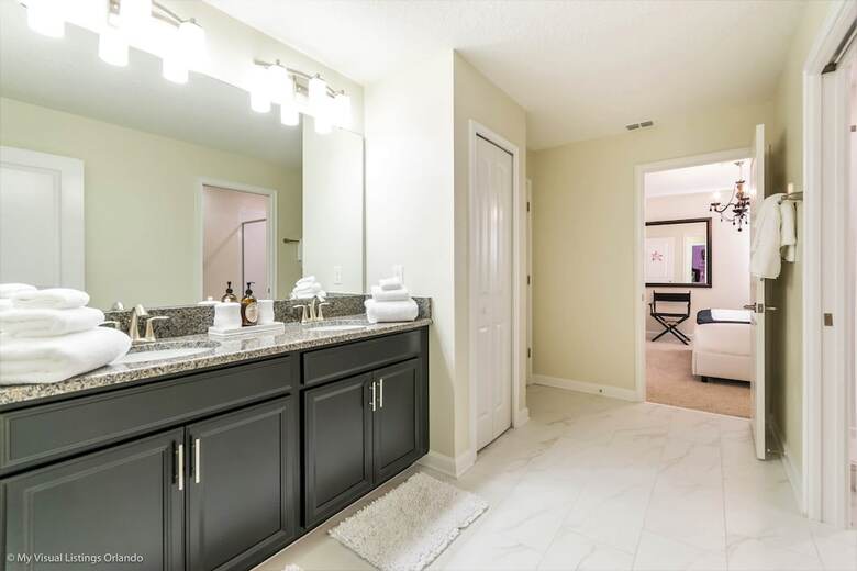 1574ol Ultimate 8 Bedroom