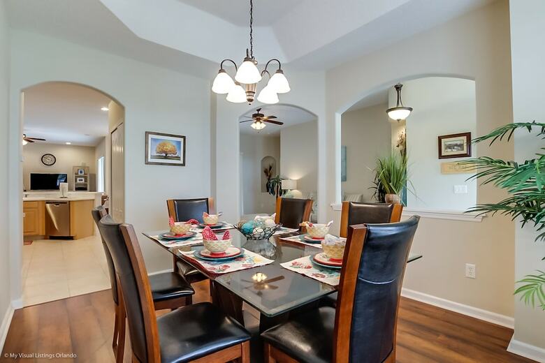 Fantastically Decorated 4 Bed 3 Bath