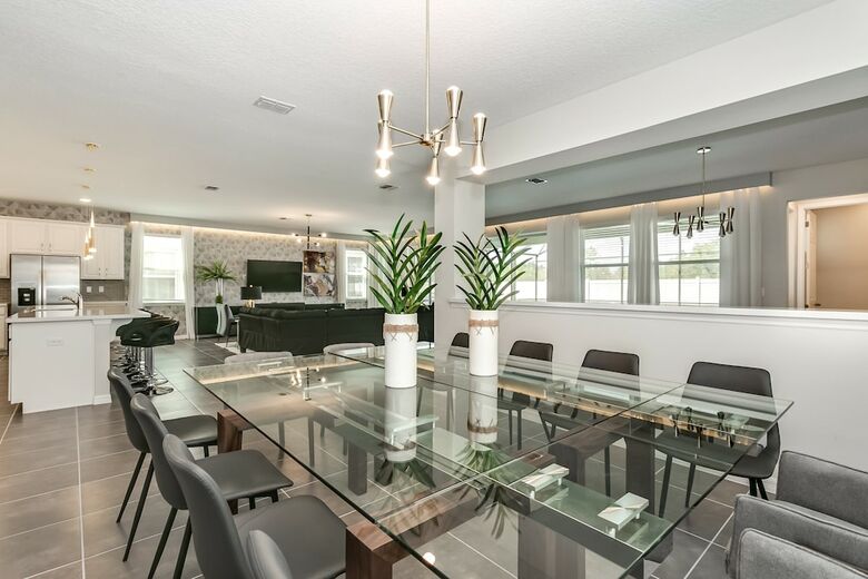 1834cvt New Solara 9 Bedroom 6 Bathroom Resort