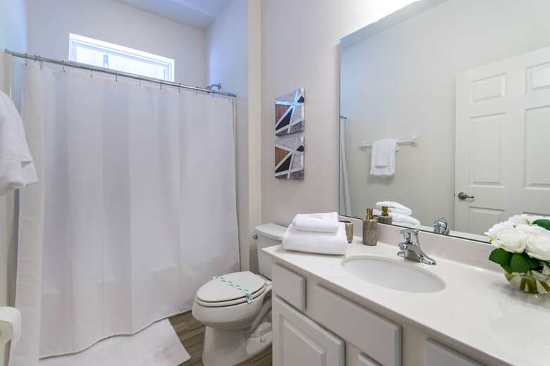 11 Bedroom 9.5 Bathroom 4792sq Foot Villa