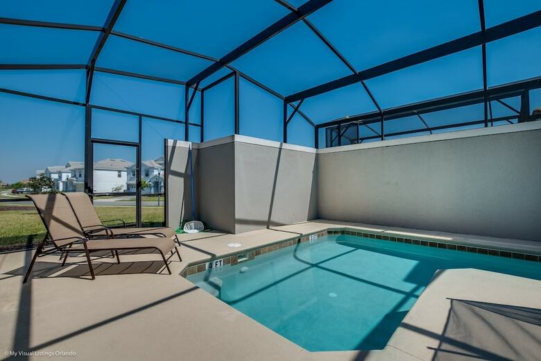 9023dd High End Champions Gate Golf Course
