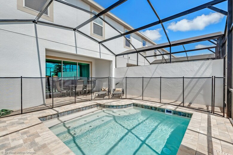 1533cpc Solara Resort