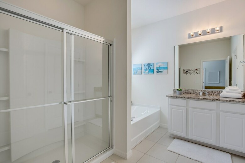 6091broadoak