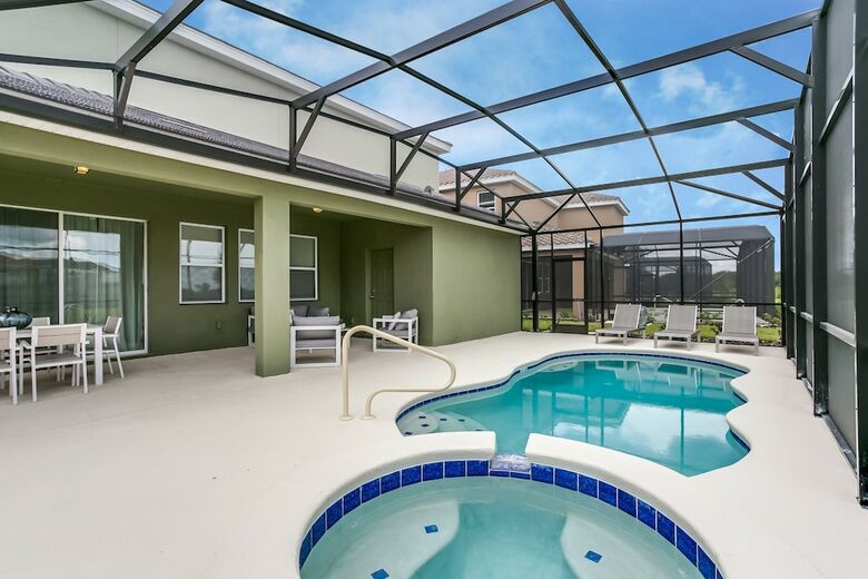 6070boa Luxury 6 Bedroom 4.bath Home With Spa