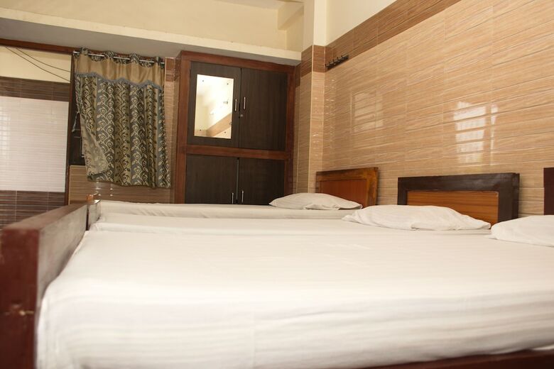 Hotel Ulo Raj Residency