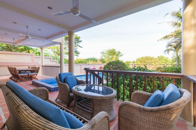 4 Br Pool Villa In Great Location - Cv4