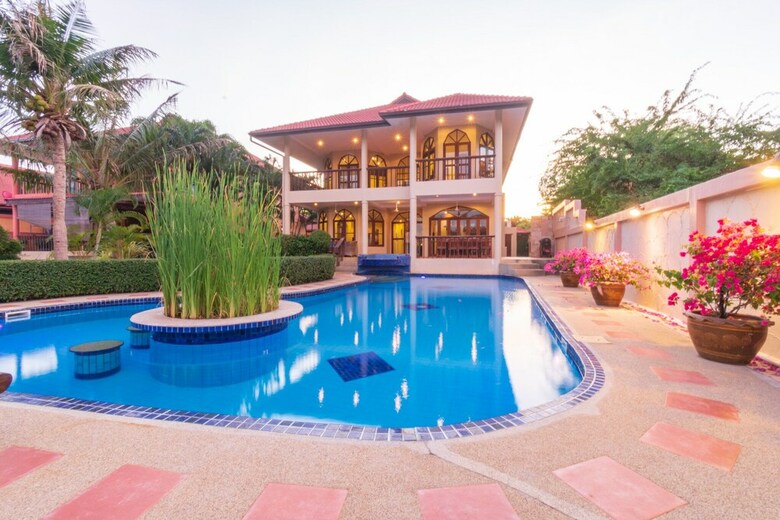 4 Br Pool Villa In Great Location - Cv4