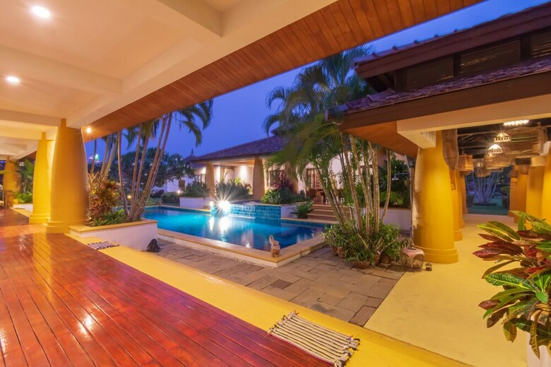 Beautiful 4 Bedroom Bali Style Villa S4