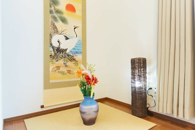 Haneda Luxury House