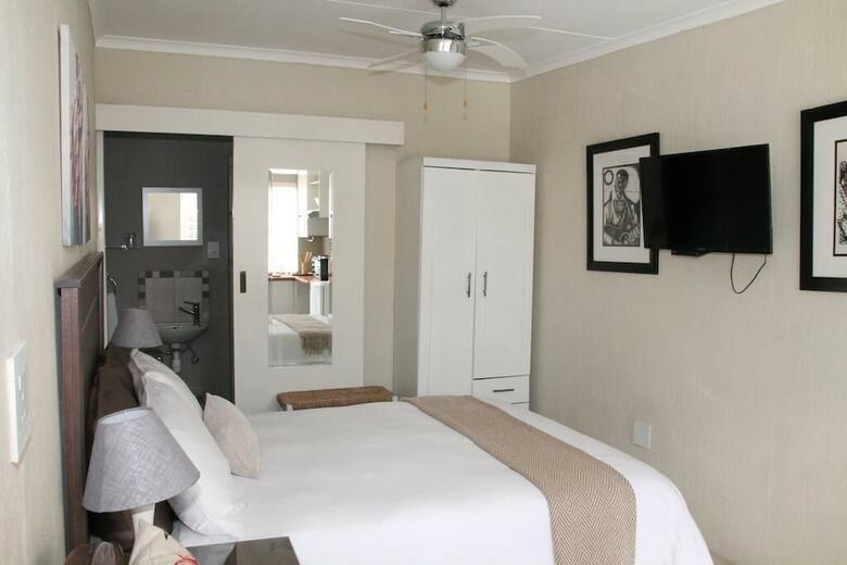 Hotel Kayamina Guesthouse