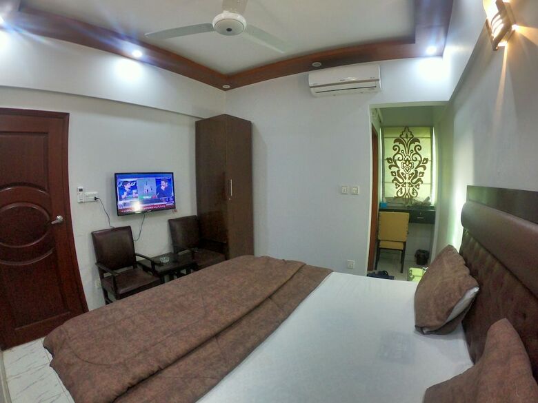 Residencia Stayflix Entire Private Room, Dha