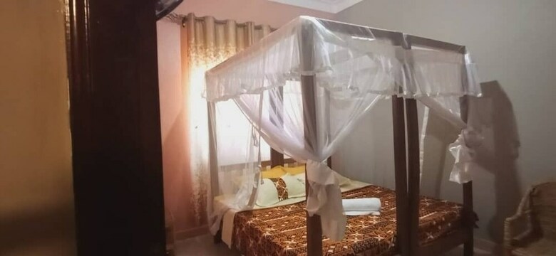Bed & Breakfast Helen's Guesthouse