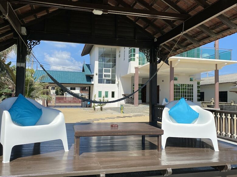 Hotel Che Beach House