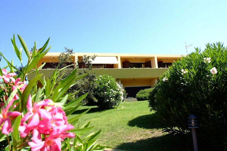 Residence Costa Serena