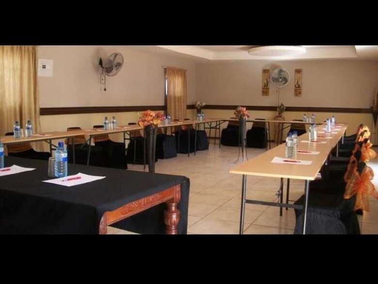 Bed & Breakfast Times Premier Lodge