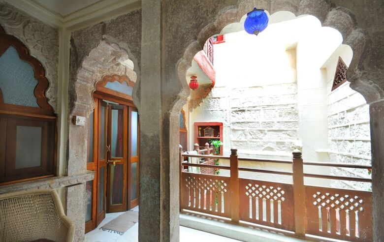 Hotel Juna Mahal