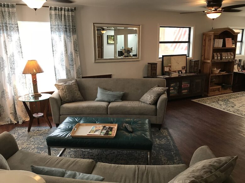 Bed & Breakfast Square Inn