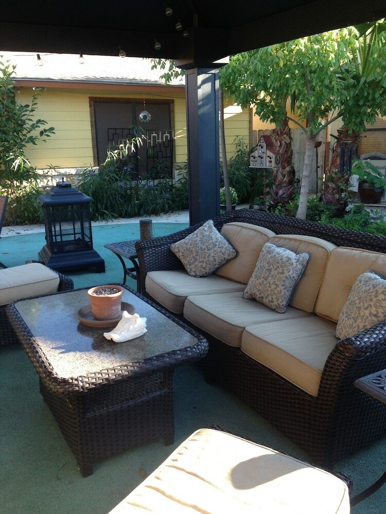 Bed & Breakfast Square Inn