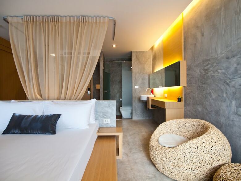 The Now Hotel
