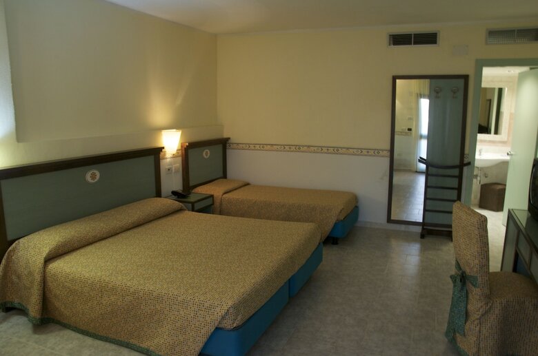 Hotel Club - Baia Dei Gigli