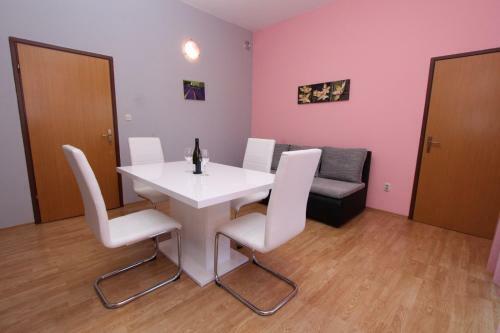 Apartments Niki