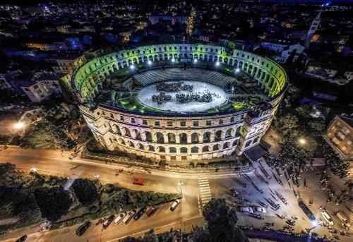 Apartmani Karmen Pula