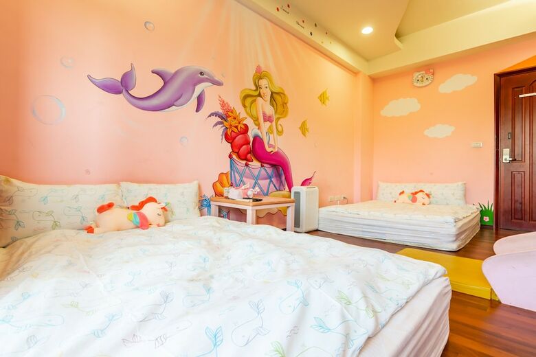 Hotel Funny Eggs Guest House