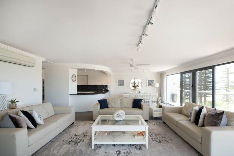 Manly Surfside Holiday Apartments