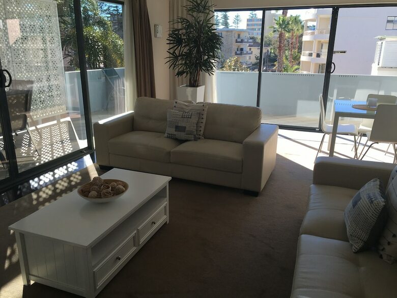 Manly Surfside Holiday Apartments