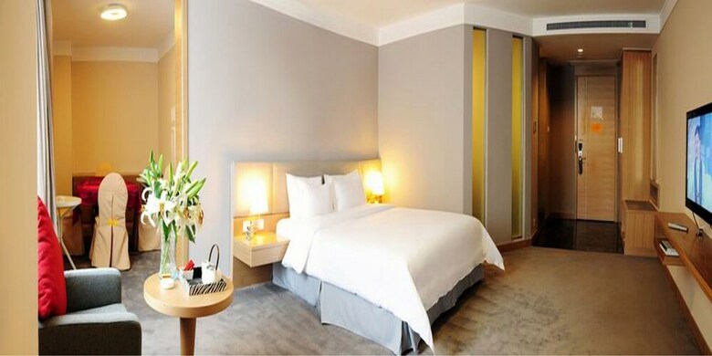 U Hotel