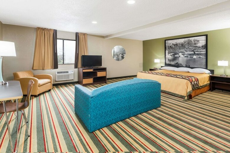 Motel Super 8 By Wyndham Bloomington