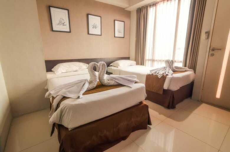 Hotel The Square Surabaya