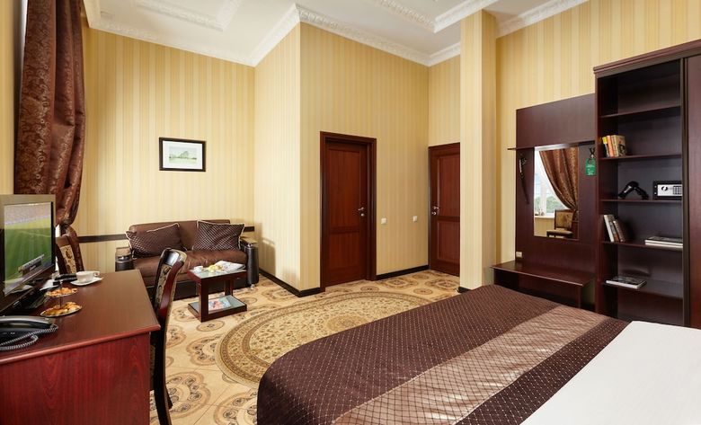 Nikitin Hotel