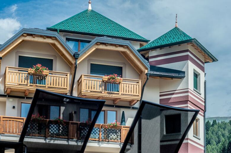 Tevini Dolomites Charming Hotel