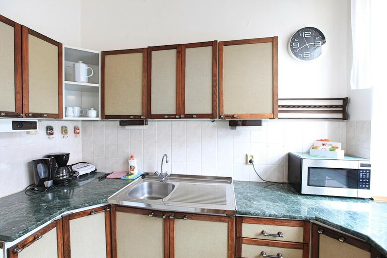 Hostal Hostel Sklep