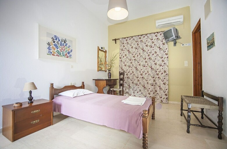 Melas Apartments