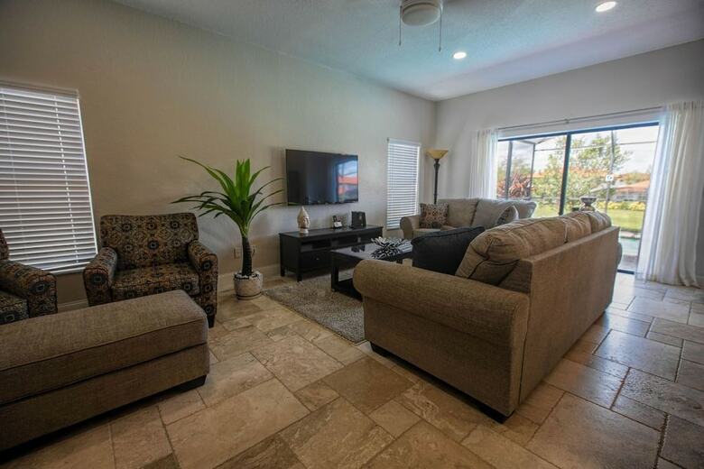 Villa Disney!! High Grove 5 Bedrooms - Private Pool