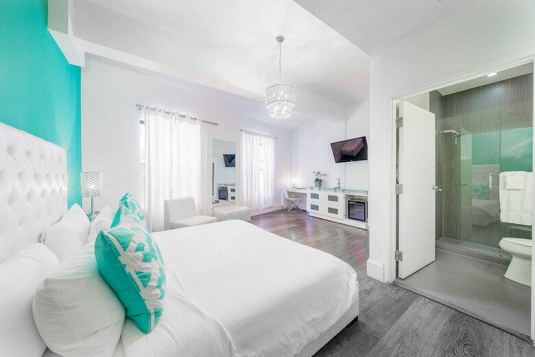 Ithaca Of South Beach Hotel