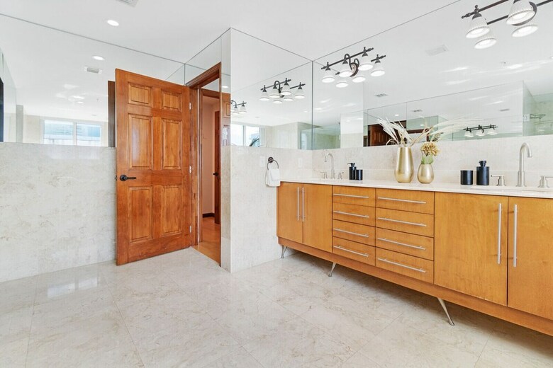 Waterfront Condos By Sextant
