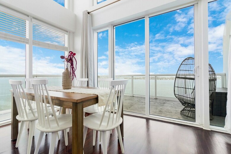 Waterfront Condos By Sextant