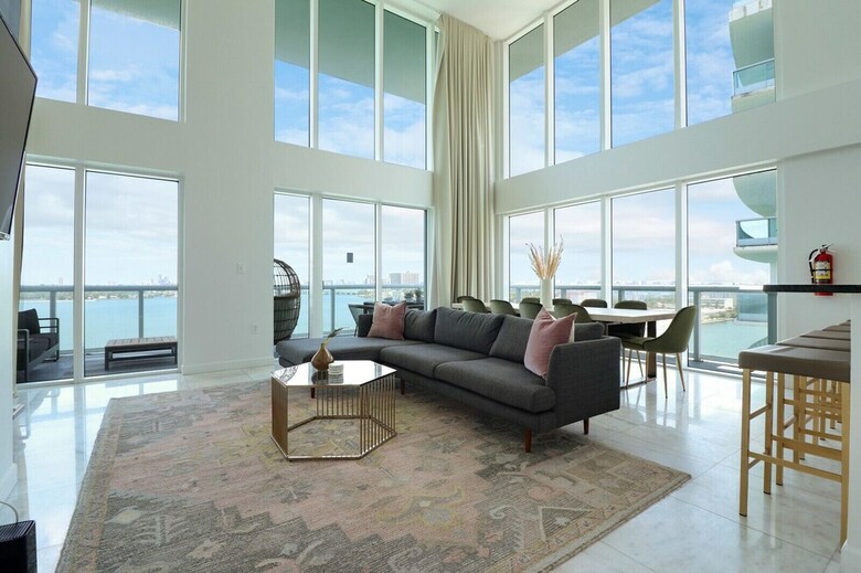Waterfront Condos By Sextant