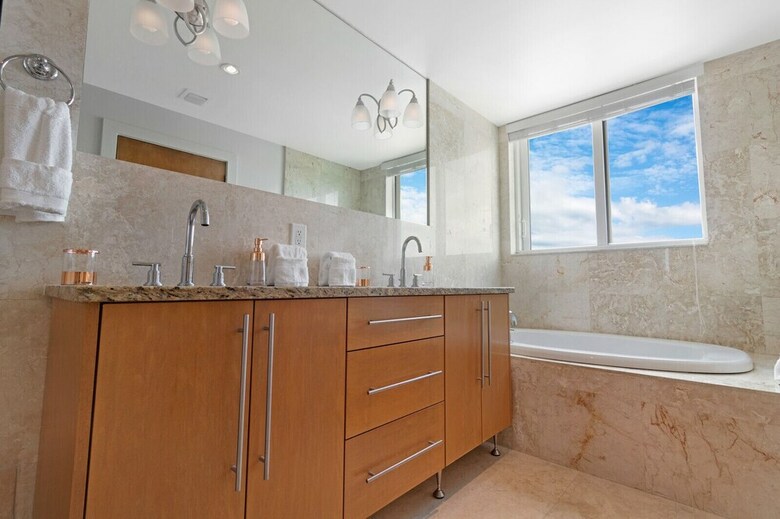 Waterfront Condos By Sextant