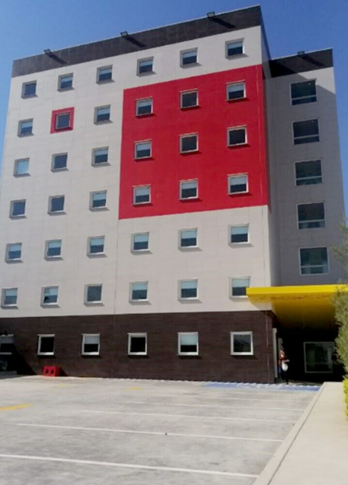 Hotel Hi Fundidora