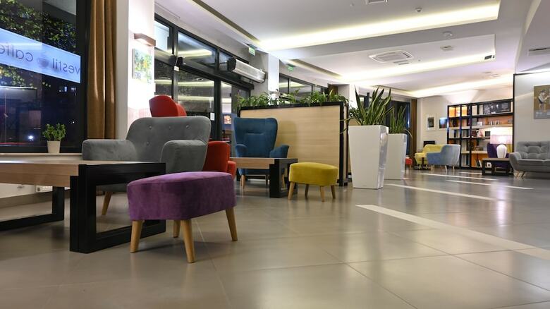 Hotel Mercure Piotrkow Trybunalski Vestil