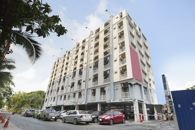 Hotel Oyo 925 Ruamsub Apartment2