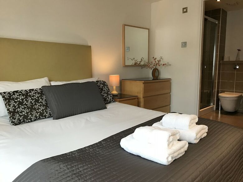 Tolbooth Apartments